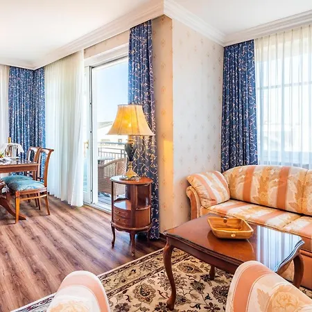 Seetelhotel Ahlbecker Hof 호텔